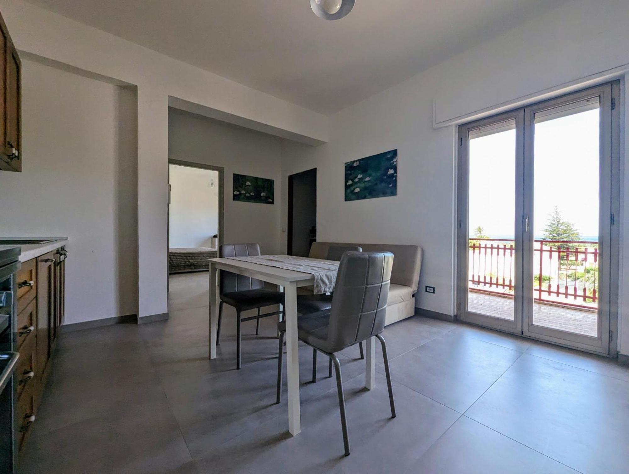 Alcantara Apartment
